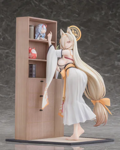 Produktbild zu Blue Archive - Scale Figure - Kaho Kuwakami (Memorial Lobby Ver.)