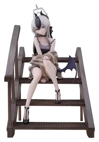 Produktbild zu Blue Archive - Scale Figure - Kayoko Onikata (Dress) (Memorial Lobby Ver.)