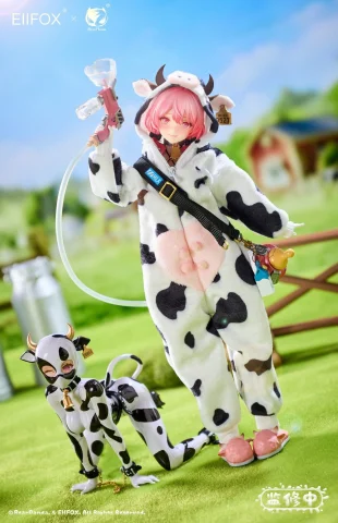 Produktbild zu BearPanda - Scale Action Figure - Cow Momo