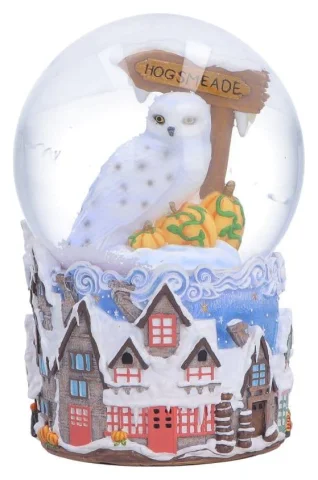 Produktbild zu Harry Potter - Snow Globe - Hogsmeade Village